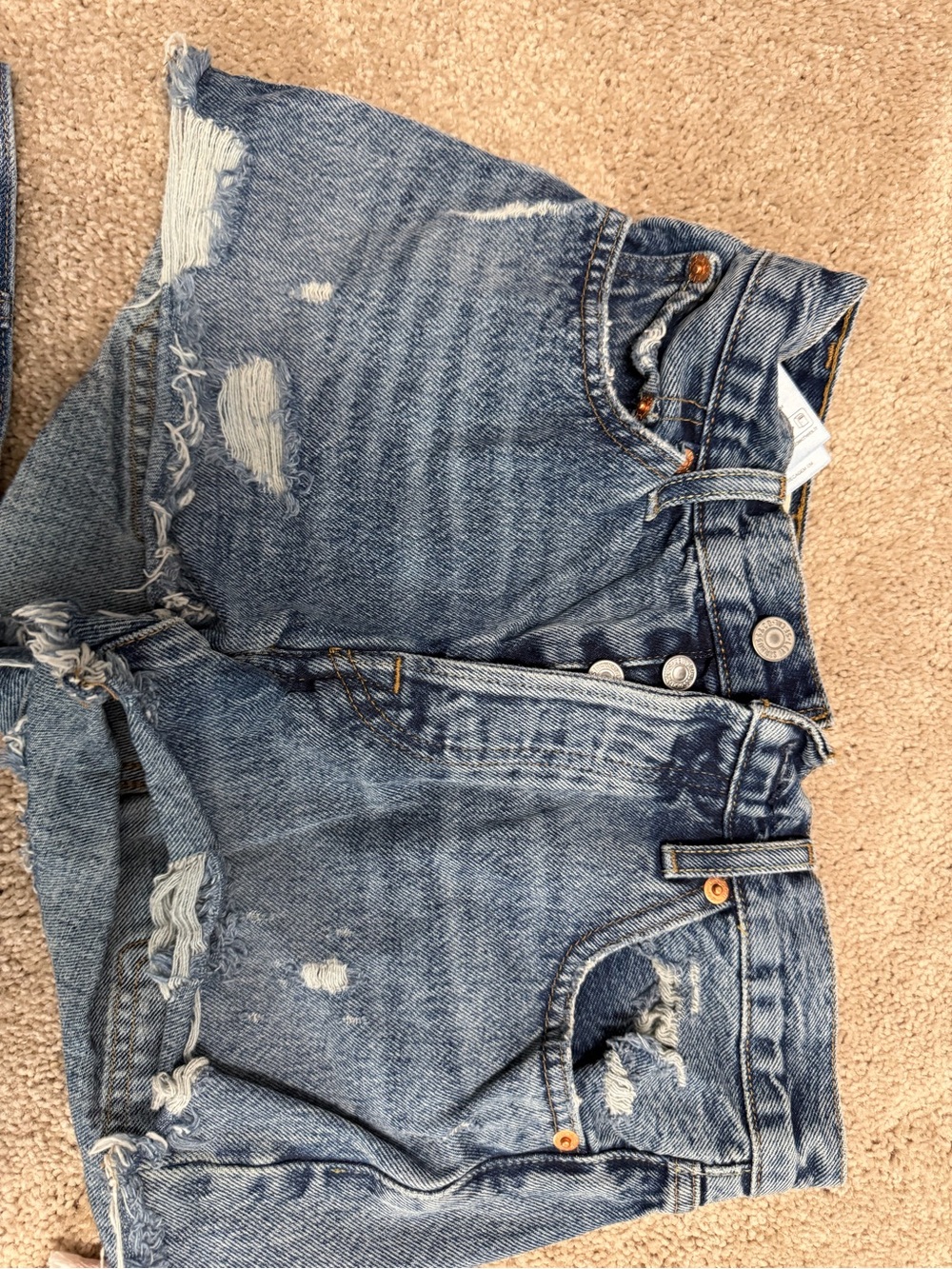 Levi's, AE, and Aero Women's Denim and Pink Jean Shorts 5 Pair Lot - Picture 7 of 8